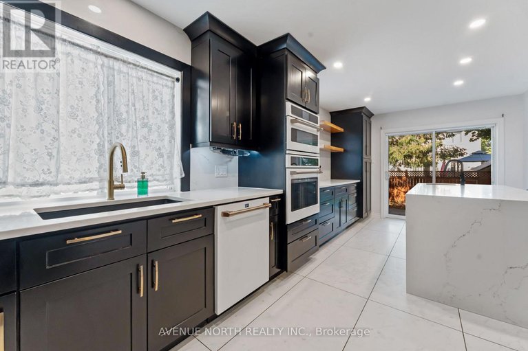 29017802/33-sarrazin-way/cedargrovefraserdale/ottawa/ontario/K2J4A5_12