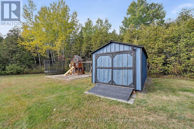 28987666/934-maple-hill-road/north-grenville-twp-kemptville-south/north-grenville/ontario/K0G1T0_37