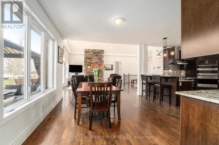 28319568/638-west-point-drive/drummondnorth-elmsley-north-elmsley-twp/drummondnorth-elmsley/ontario/K7H3C7_12