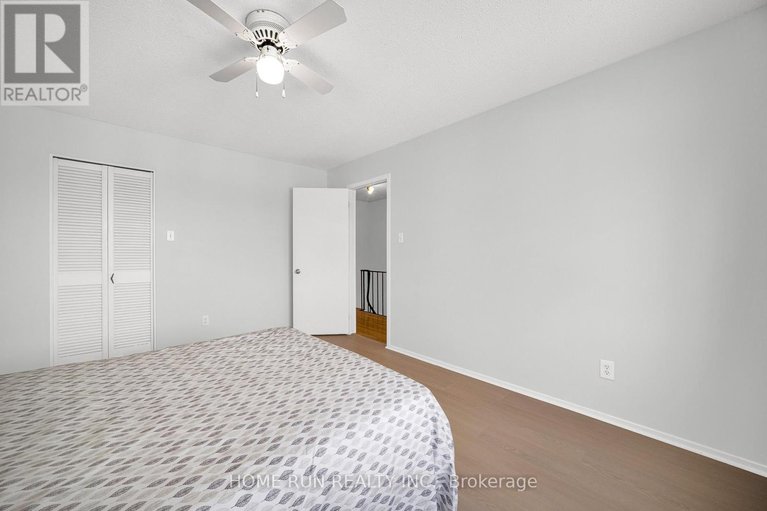 29590749/4-2111-montreal-road/beaconwood/ottawa/ontario/K1J8M8_20