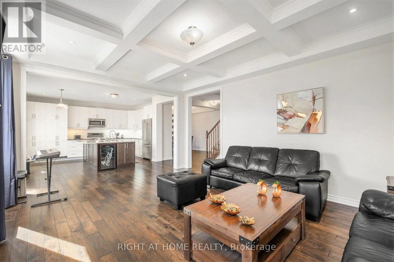 28449643/186-lamprey-street/half-moon-bay/ottawa/ontario/K2J6C3_8