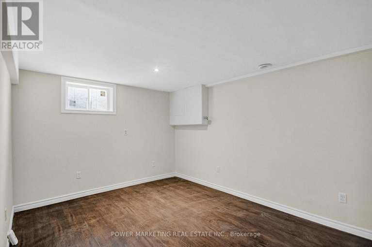 28690324/528-mutual-street/castle-heights/ottawa/ontario/K1K1C6_24