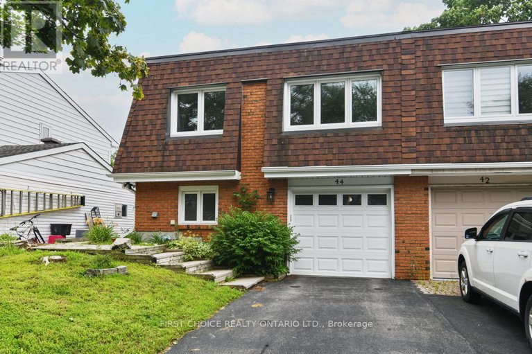 28184849/44-oberon-street/westcliffe-estates/ottawa/ontario/K2H7X8_2