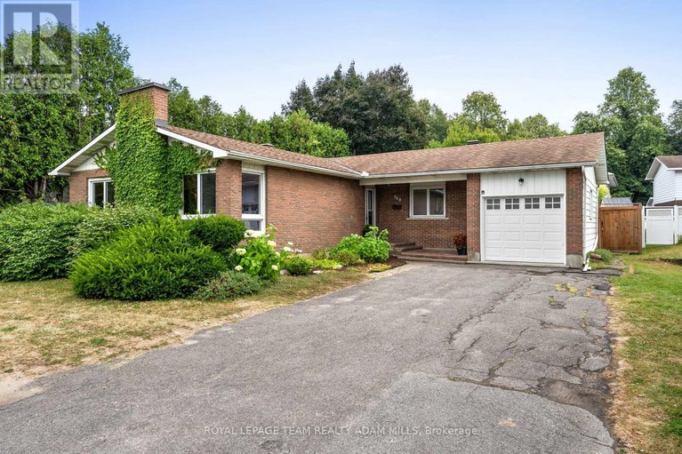 28800881/968-walkley-road/riverside-park-south/ottawa/ontario/K1V6R3_1