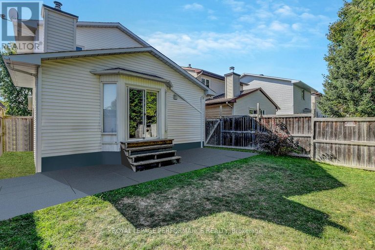 28896449/1815-belval-crescent/orleanssunridge/ottawa/ontario/K1C6J3_41