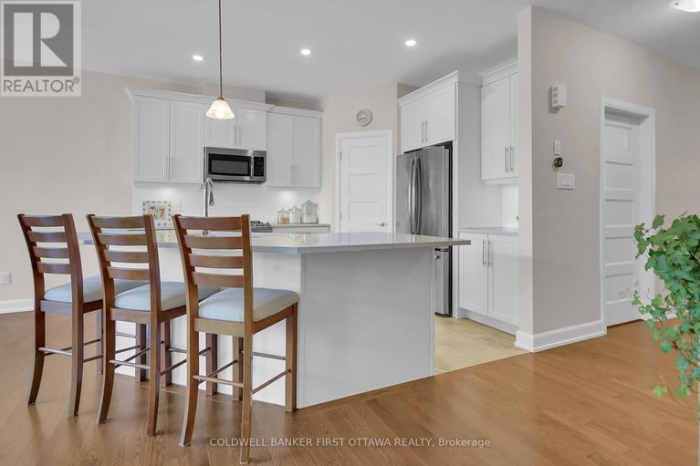 28739997/893-artemis-circle/manotick-south-to-roger-stevens/ottawa/ontario/K4M0H7_13