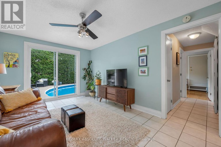 28463619/1881-greenacre-crescent/beacon-hill-south/ottawa/ontario/K1J6S7_15