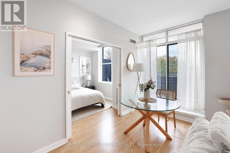 29065360/201-150-caroline-avenue/ottawa-west/ottawa/ontario/K1Y4X8_20