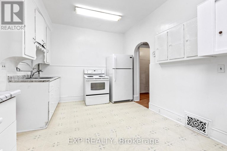 29389068/292-294-clarence-street/lower-town/ottawa/ontario/K1N5R3_27