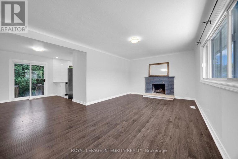 28649206/18-sullivan-avenue/meadowlandscrestview/ottawa/ontario/K2G1T3_8