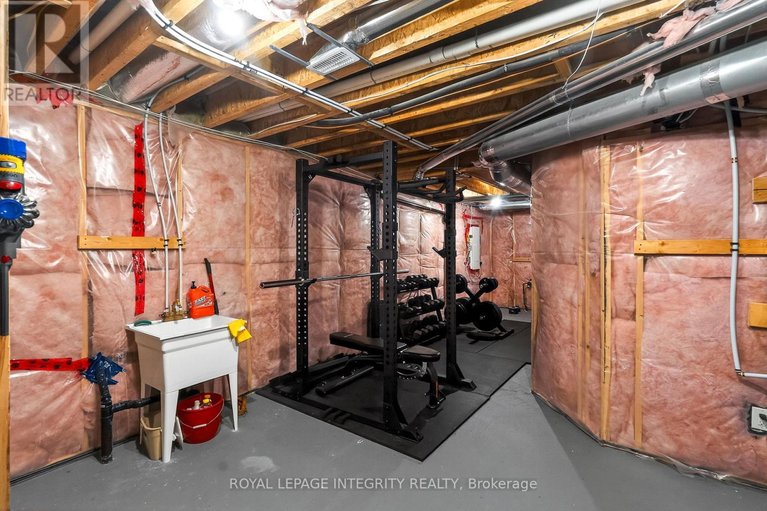 29586410/112-jardiniere-street/remainder-of-stittsville-area/ottawa/ontario/K2S2K2_37