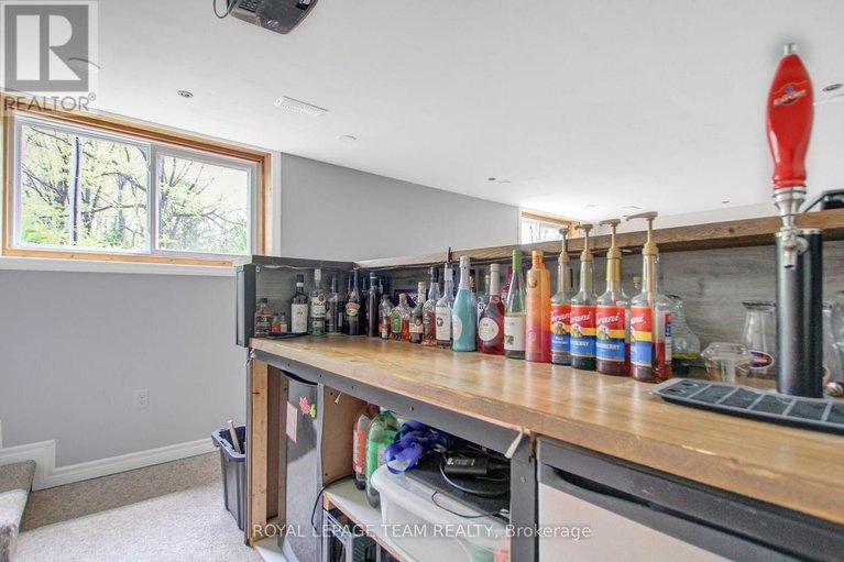 28920560/129-spinnaker-way/constance-bay/ottawa/ontario/K0A3M0_29