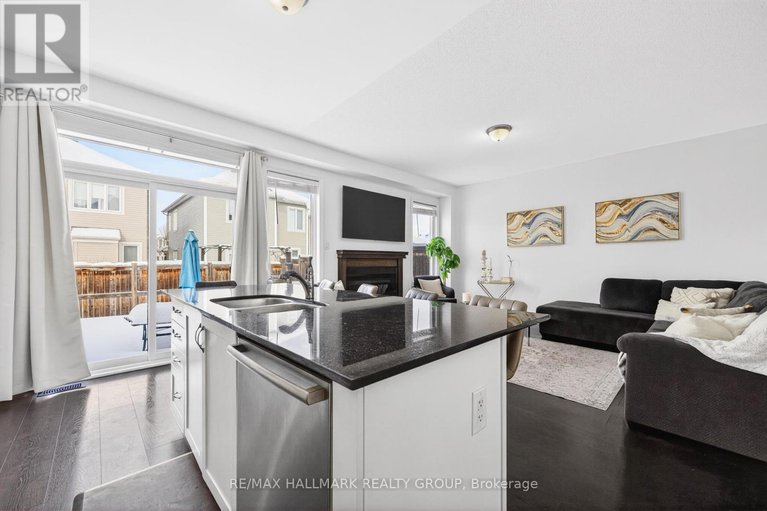 29311915/270-des-soldats-riendeau-street/half-moon-bay/ottawa/ontario/K2J5Z1_15