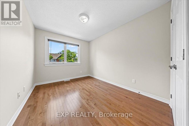 28513335/264-bradwell-way/blossom-parkkemp-parkfindlay-creek/ottawa/ontario/K1T4J2_30