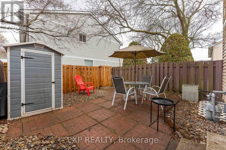 28250055/15-1979-greenvale-lane/chateauneuf/ottawa/ontario/K1C6E4_27