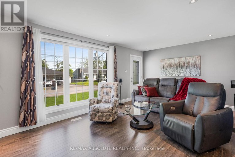 28345912/1727-chene-street/town-of-rockland/clarence-rockland/ontario/K4K1K5_8