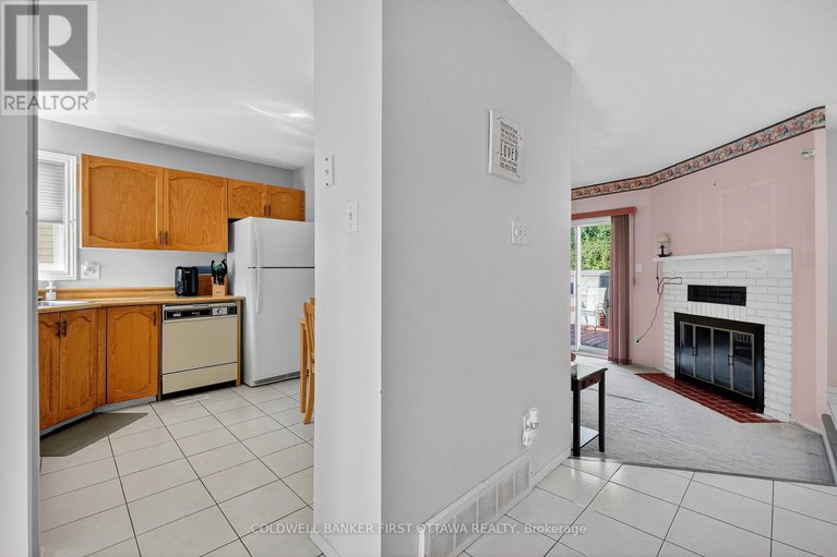 28919810/273-kinglet-way/chatelaine-village/ottawa/ontario/K1E2T9_10