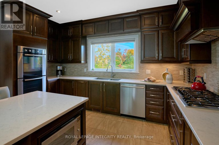 28981959/1954-cedarlakes-way/greely/ottawa/ontario/K4P0E4_12