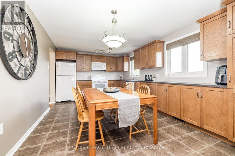 28931174/1234-kinburn-side-road/dunrobin/ottawa/ontario/K0A3M0_14