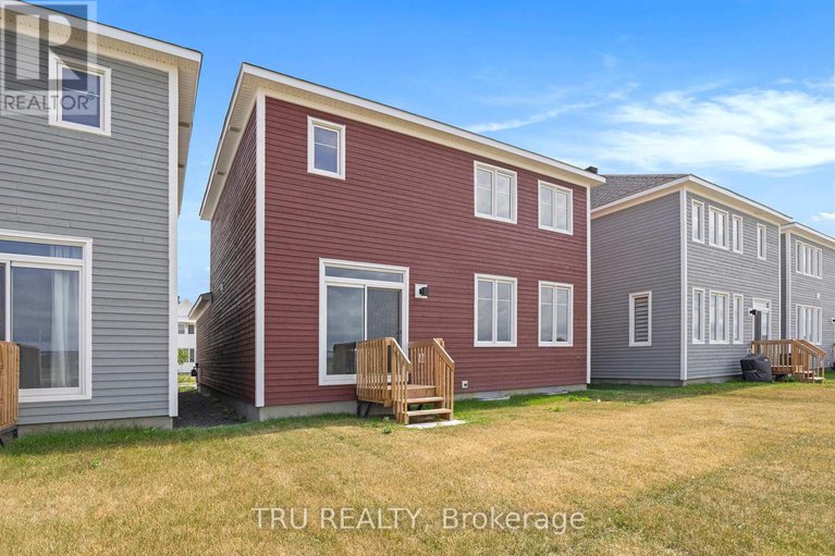 28628636/531-oldenburg-avenue/btwn-franktown-rd-fallowfield-rd/ottawa/ontario/K0A2Z0_29