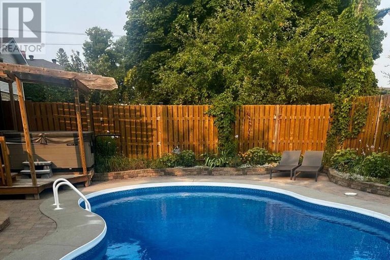 29518683/286-westhill-avenue/westborohampton-park/ottawa/ontario/K1Z7H6_43