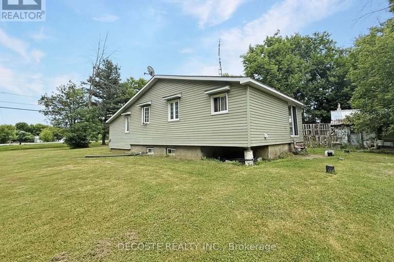 28529048/2903-county-20-road/north-glengarry-kenyon-twp/north-glengarry/ontario/K0C1T0_3