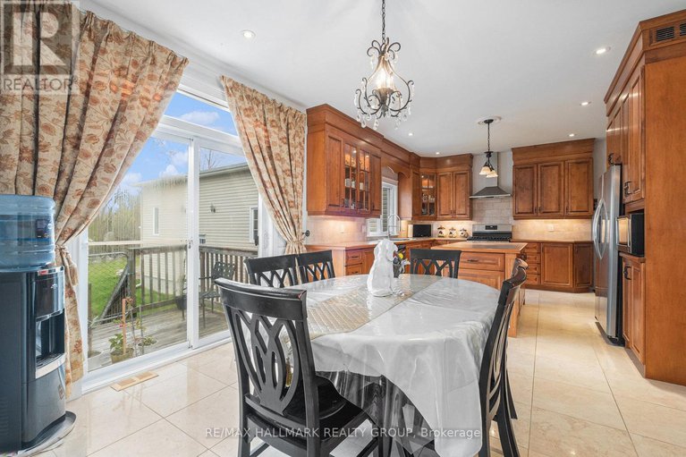 29027545/4633-albion-road/blossom-parkkemp-parkfindlay-creek/ottawa/ontario/K1X1A4_17