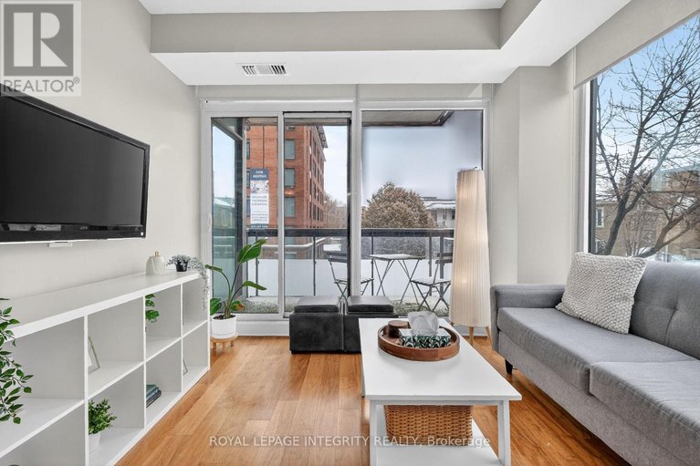 29504149/416-238-besserer-street/sandy-hill/ottawa/ontario/K1N6B1_13