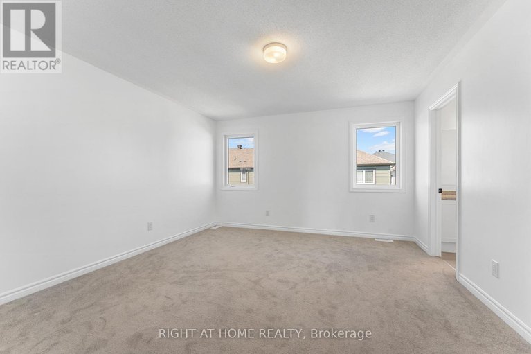 29248169/47-mudminnow-crescent/avalon-west/ottawa/ontario/K4A5H9_29