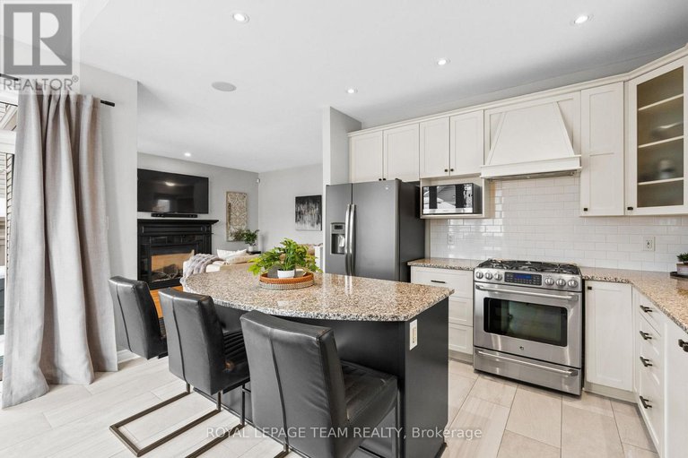 29193175/801-bowercrest-crescent-n/riverside-southgloucester-glen/ottawa/ontario/K1V2K3_16