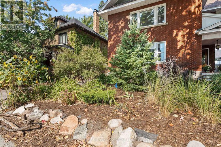 28899780/213-glebe-avenue/glebe/ottawa/ontario/K1S2C8_37