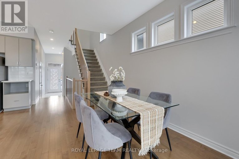 29464154/840-clapham-terrace/stittsville-south/ottawa/ontario/K2S2N8_25