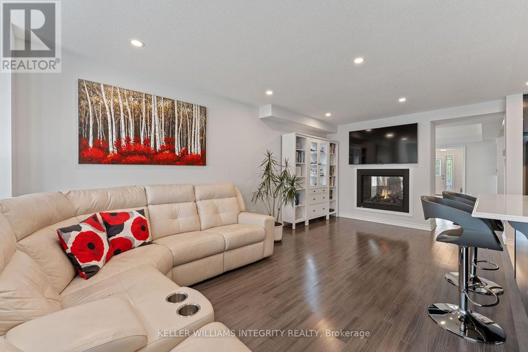28418654/322-lipizzaner-street/stittsville-south/ottawa/ontario/K2S0X9_8