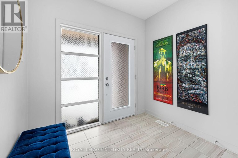 29577607/641-odyssey-way/leitrim/ottawa/ontario/K1T0T5_2