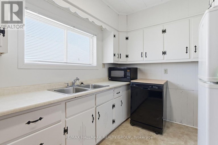 29286684/521-nelson-street-w/hawkesbury/ontario/K6A2K3_11