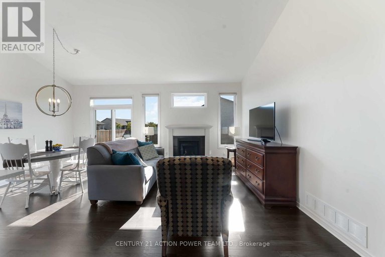28872546/222-cedarstone-street/richmond/ottawa/ontario/K0A2Z0_7
