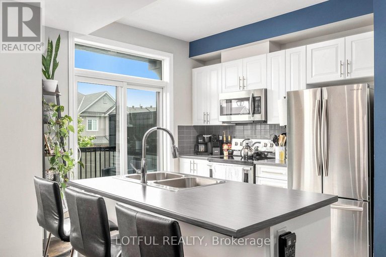 28532585/222-belleek-lane/half-moon-bay/ottawa/ontario/K2J6G2_11