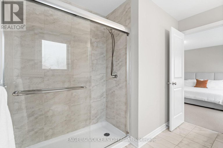 28239437/3499-woodroffe-avenue/strandherd/ottawa/ontario/K2G7A6_20