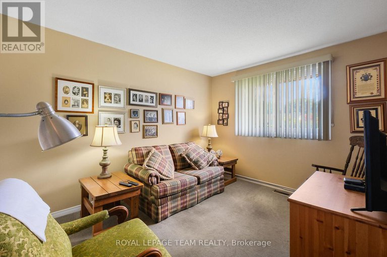 28636832/41-viewmount-drive/meadowlandscrestview/ottawa/ontario/K2G3C4_19
