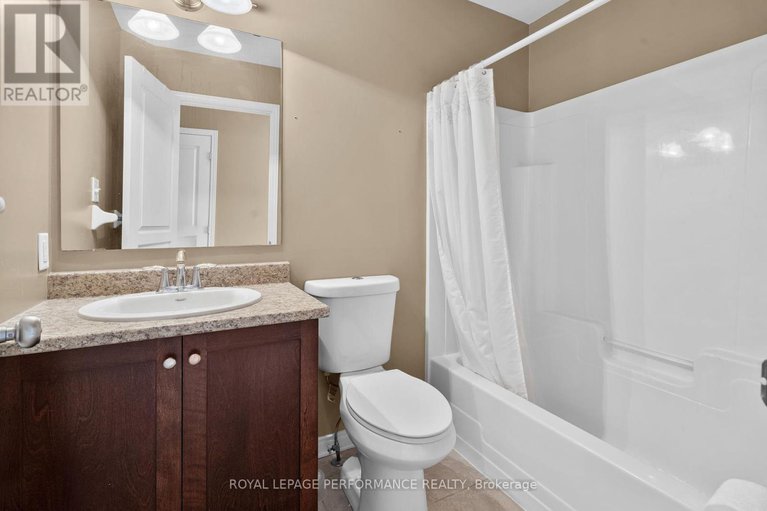 28784183/122-osnabrook-private/stonebridge/ottawa/ontario/K2J0G8_22