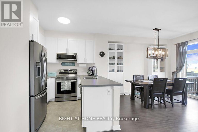 28995179/507-radiant-private/emerald-meadowstrailwest/ottawa/ontario/K2M0M9_14