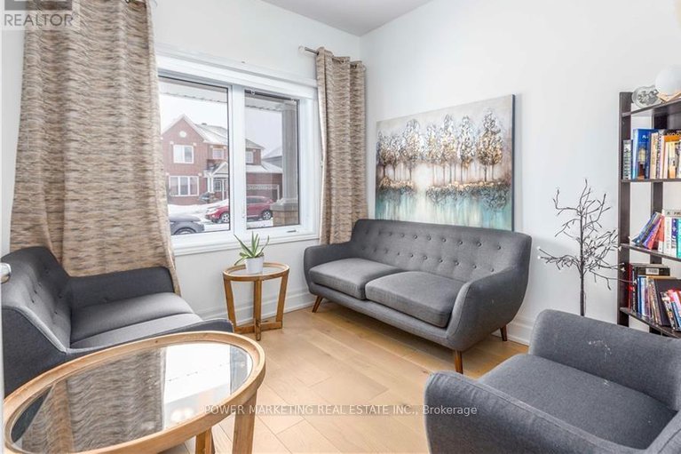 29057500/657-657-clearbrook-drive-n/strandherd/ottawa/ontario/K2J5S1_6