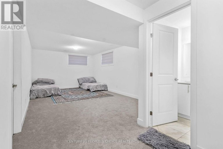 29070201/300-makobe-lane/riverside-southgloucester-glen/ottawa/ontario/K4M0L9_30