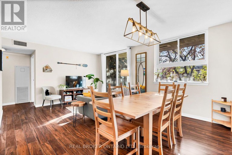 29221414/209-110-forward-avenue/mechanicsville/ottawa/ontario/K1Y4S9_14