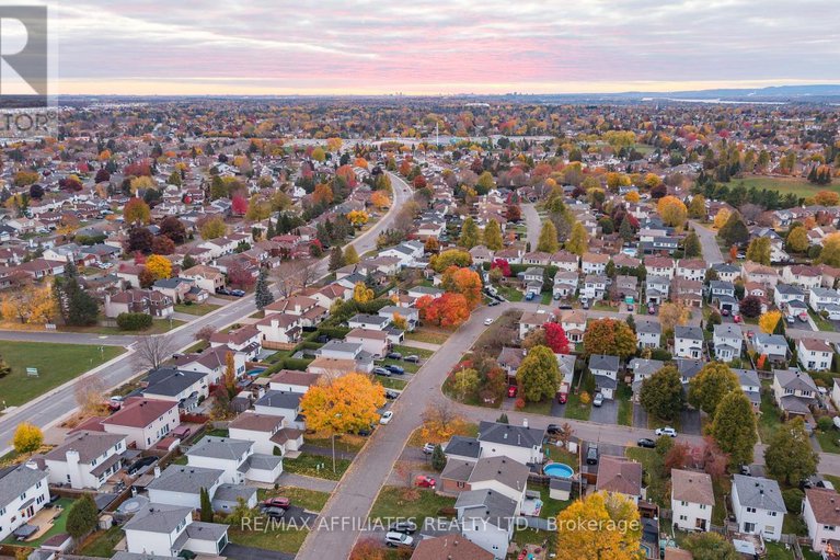29083529/1687-tache-way/fallingbrookpineridge/ottawa/ontario/K4A2T5_47