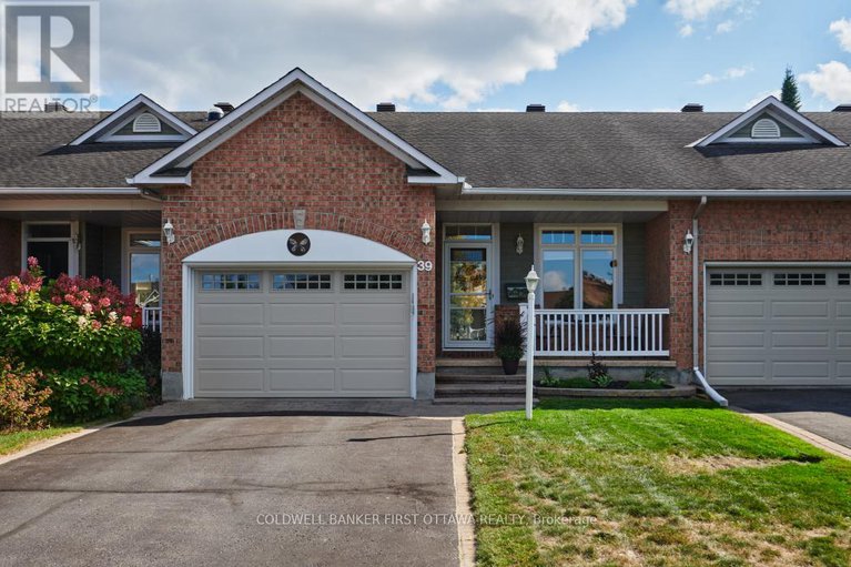 28855279/39-sable-run-drive/stittsville-central/ottawa/ontario/K2S1W8_1