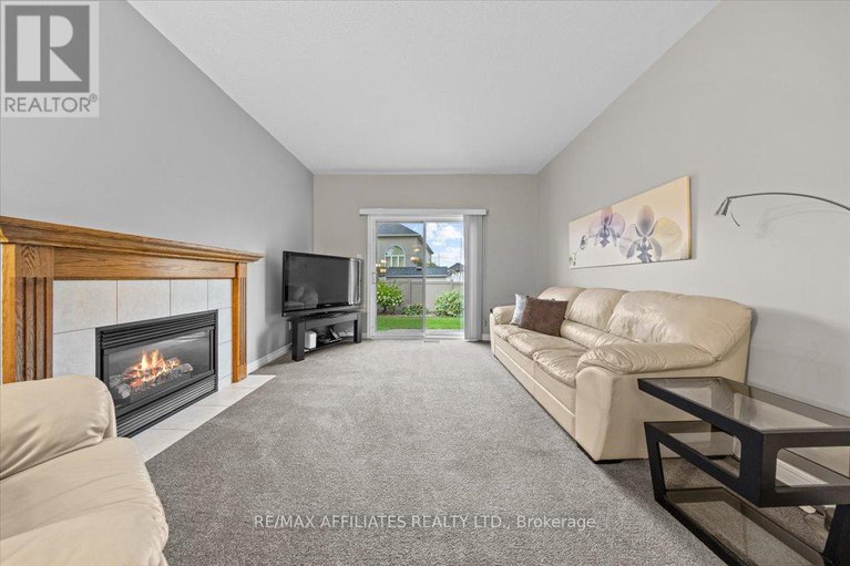 28798162/1147-mulder-avenue/fallingbrookgardenway-south/ottawa/ontario/K4A4G8_21