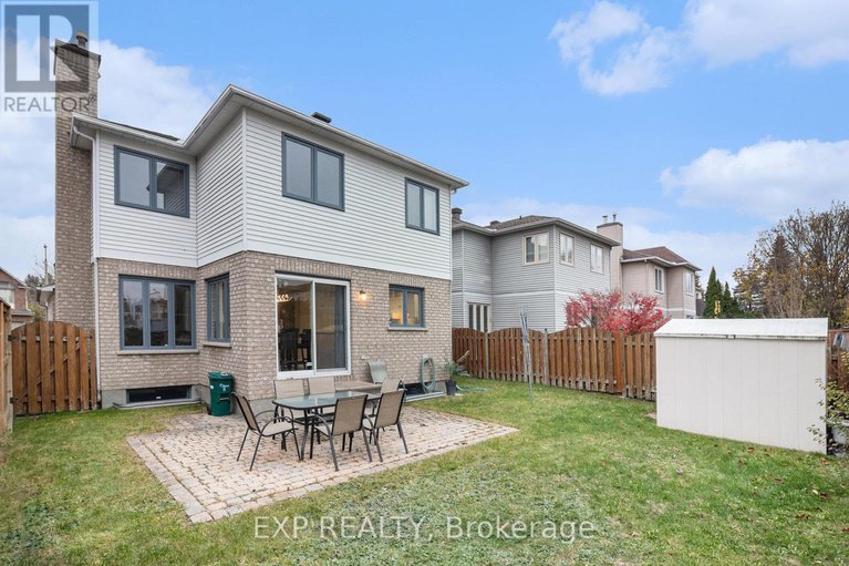 29215208/7-forestglade-crescent/hunt-club-park/ottawa/ontario/K1G5X3_30