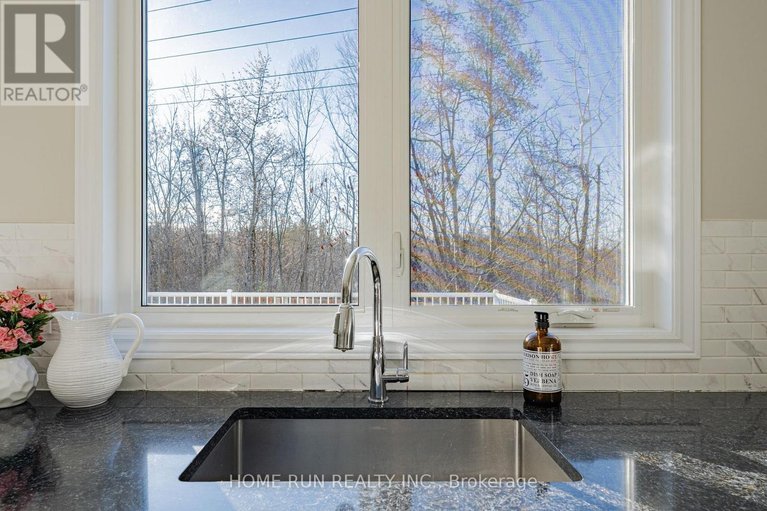 29657132/110-discovery-crescent/stittsville-north/ottawa/ontario/K2S0Z9_16