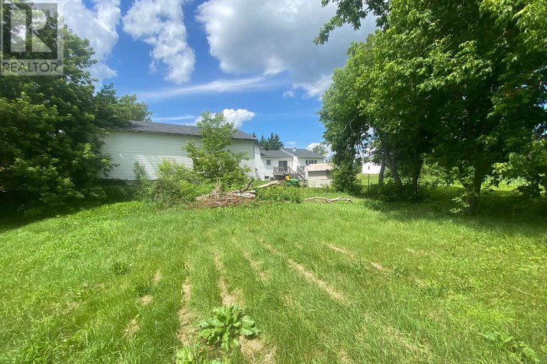 28127575/2415-du-lac-road/clarencerockland-twp/clarence-rockland/ontario/K0A3N0_17